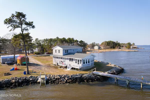 Elizabeth City, NC 27909,414 Driftwood DR