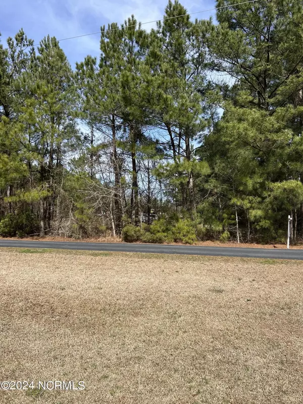 Snow Hill, NC 28580,238 Free Gospel RD