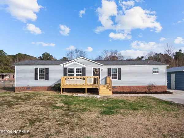 1105 Haw Branch RD, Beulaville, NC 28518