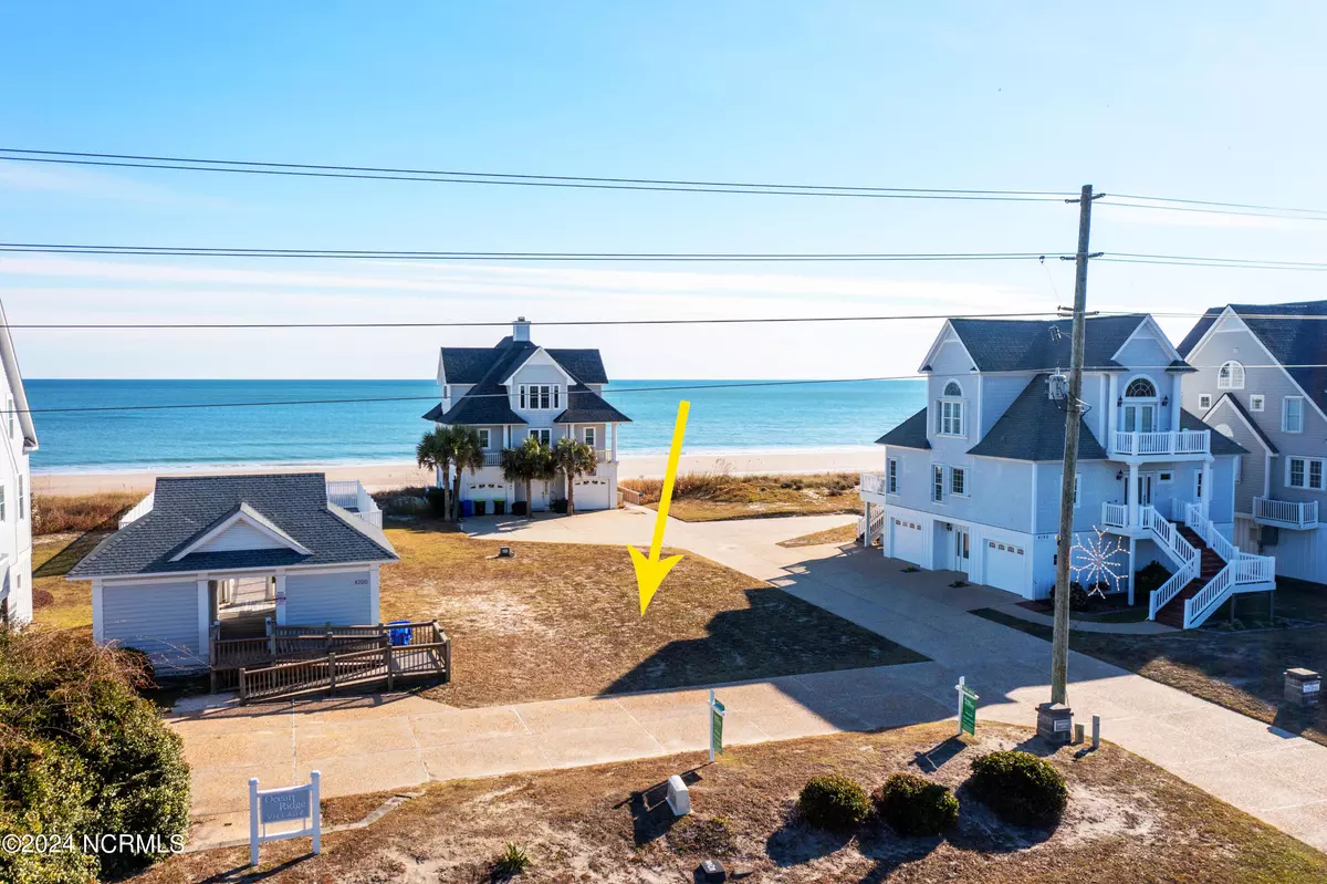 North Topsail Beach, NC 28460,4196 Island DR