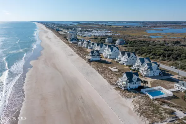 North Topsail Beach, NC 28460,4196 Island DR