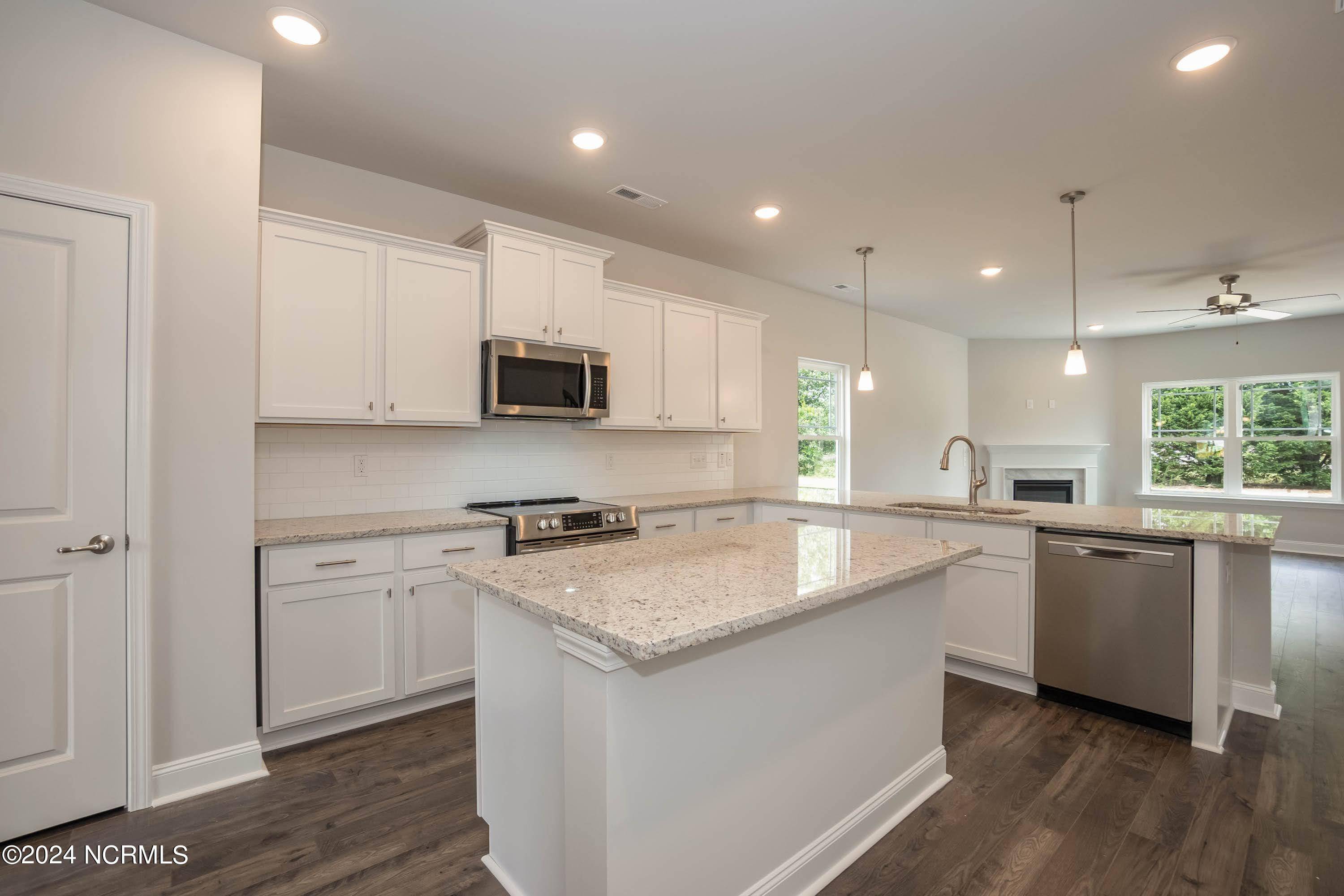 Richlands, NC 28574,745 Greenwich PL
