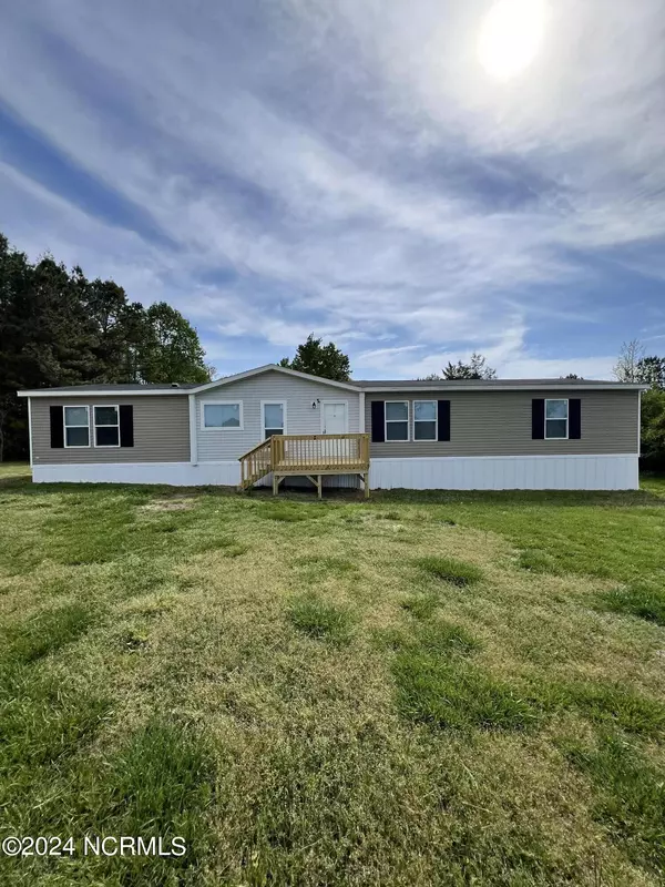 18241 Nc 43, Whitakers, NC 27891