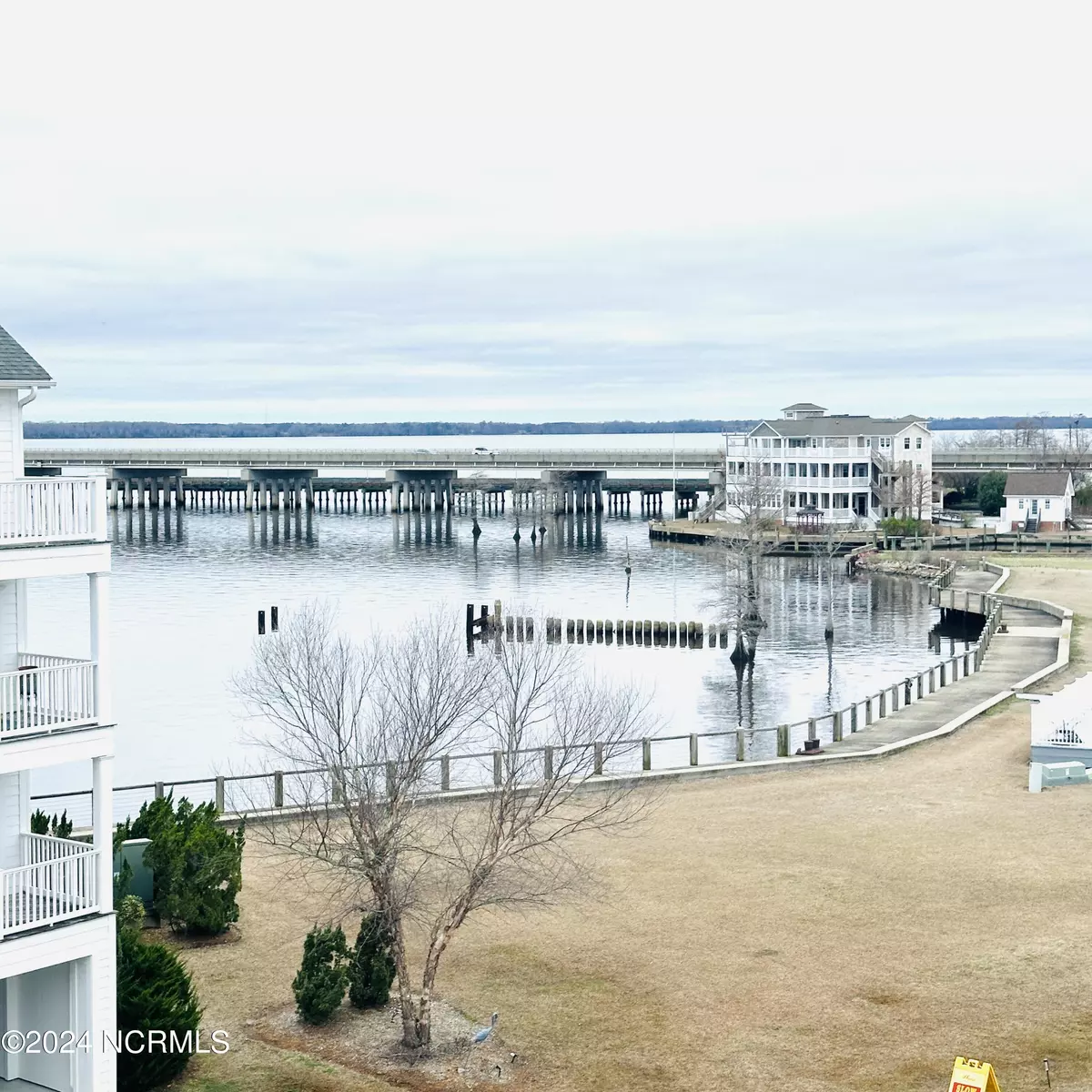 Edenton, NC 27932,413 Captains Cove #Unit F