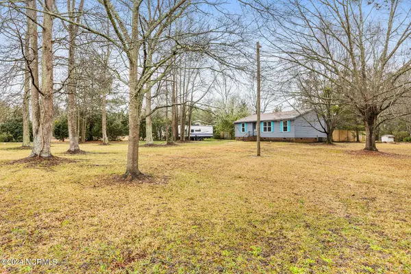 376 Bell Williams Road, Burgaw, NC 28425