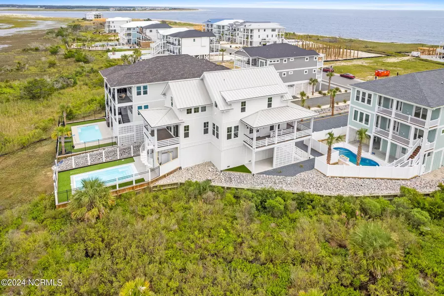 9 Grande View DR, Ocean Isle Beach, NC 28469