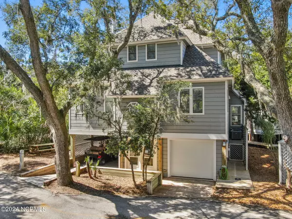 125 N Bald Head Wynd ##6, Bald Head Island, NC 28461