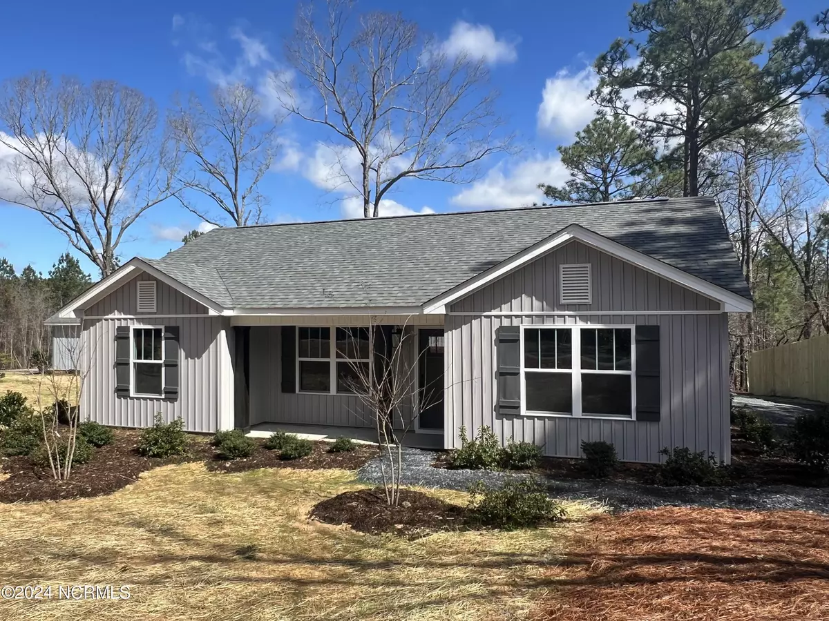 Southern Pines, NC 28387,595 Mcneill Road