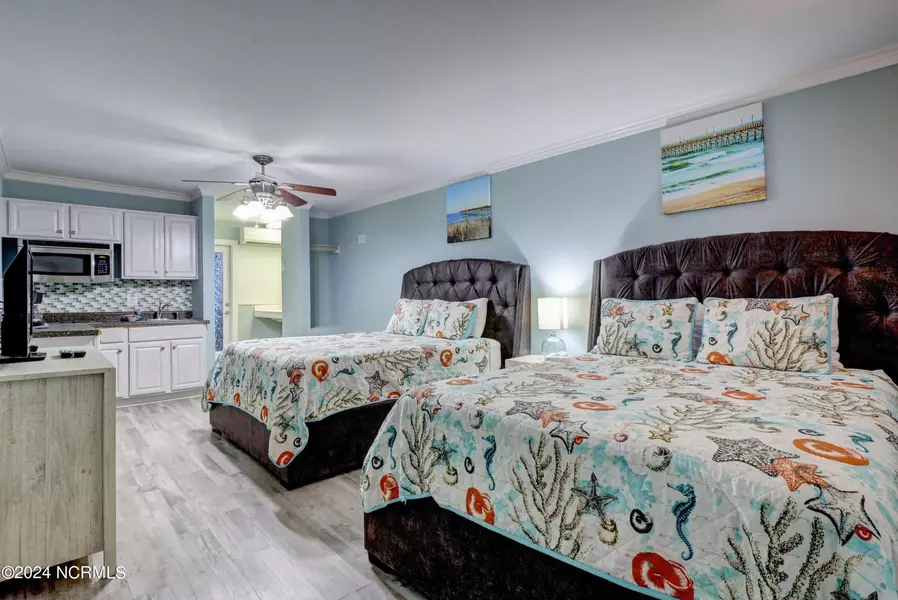 1501 N New River DR #102, Surf City, NC 28445