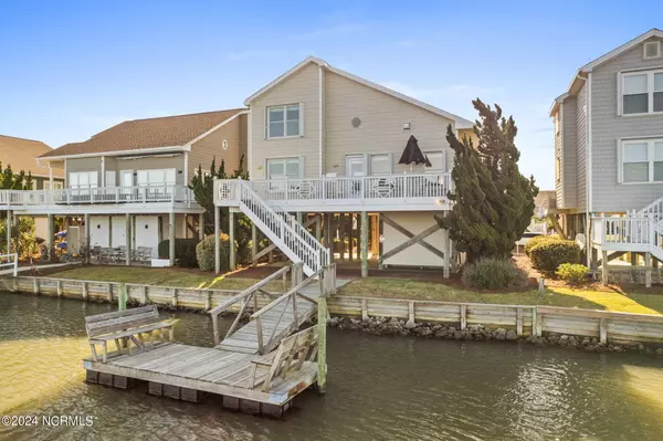 7 Sandpiper DR, Ocean Isle Beach, NC 28469