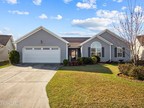 415 Amaryllis LN, Holly Ridge, NC 28445