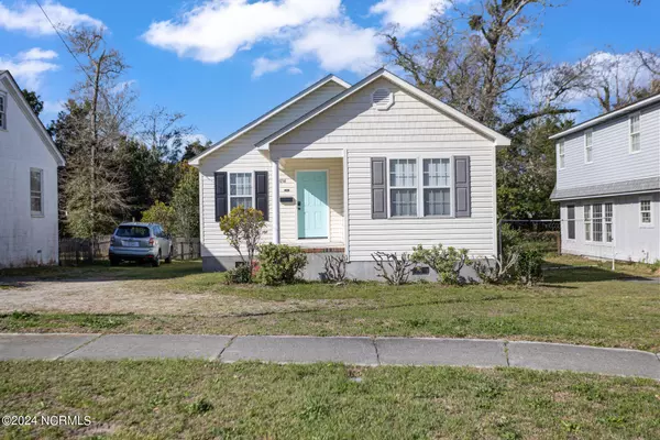 2034 Jackson ST, Wilmington, NC 28401