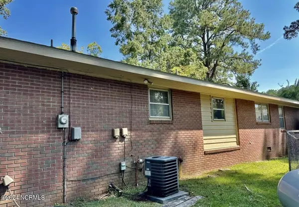 Whiteville, NC 28472,214 E Wyche ST