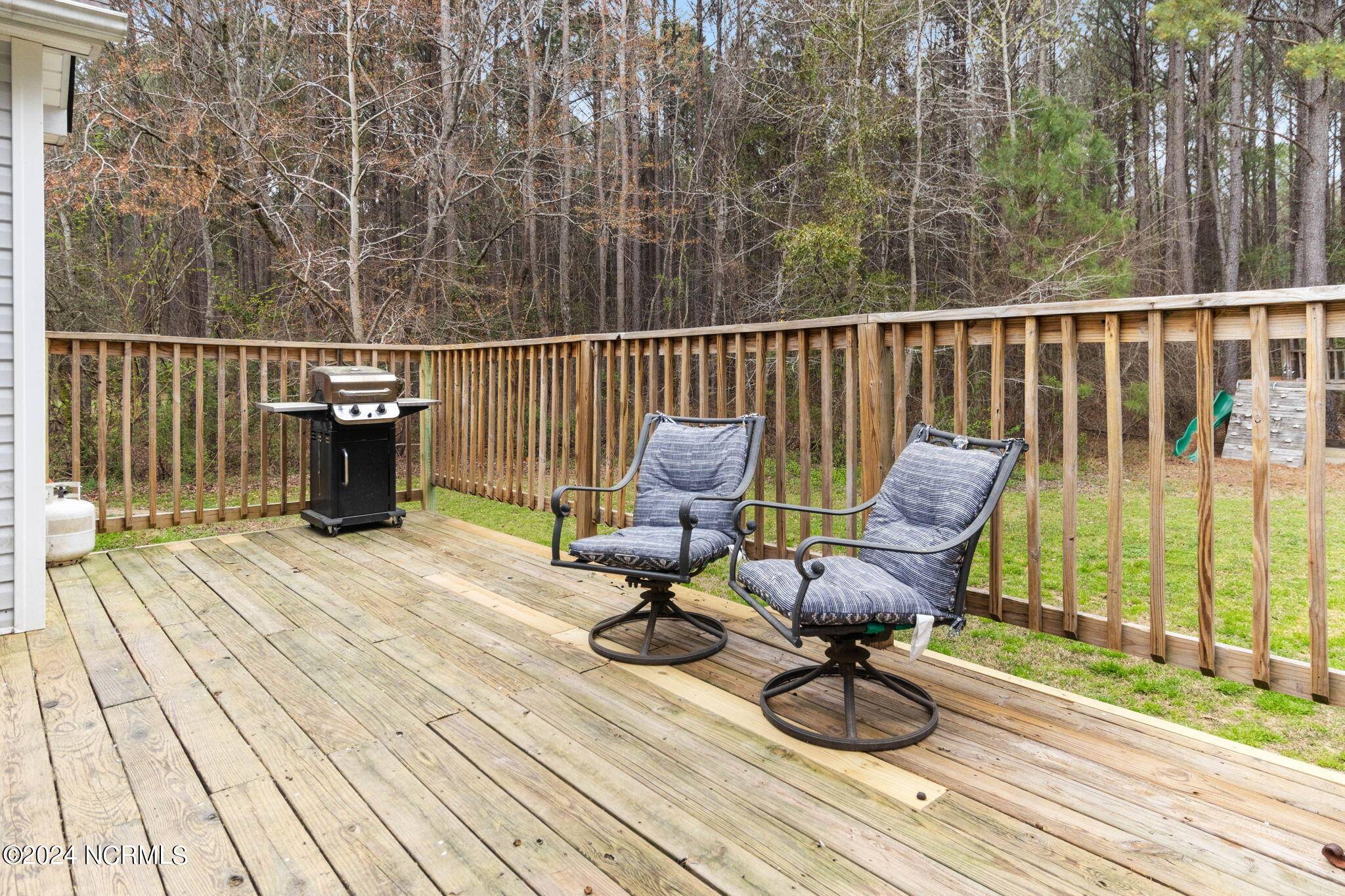 Selma, NC 27576,341 Serenity Pointe DR