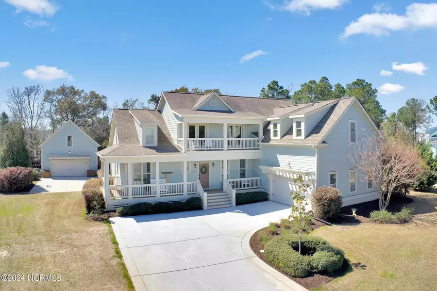 321 E Island View DR, Hampstead, NC 28443