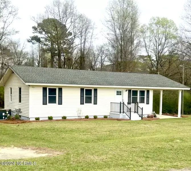 130 Yellow Cut RD, Rose Hill, NC 28458