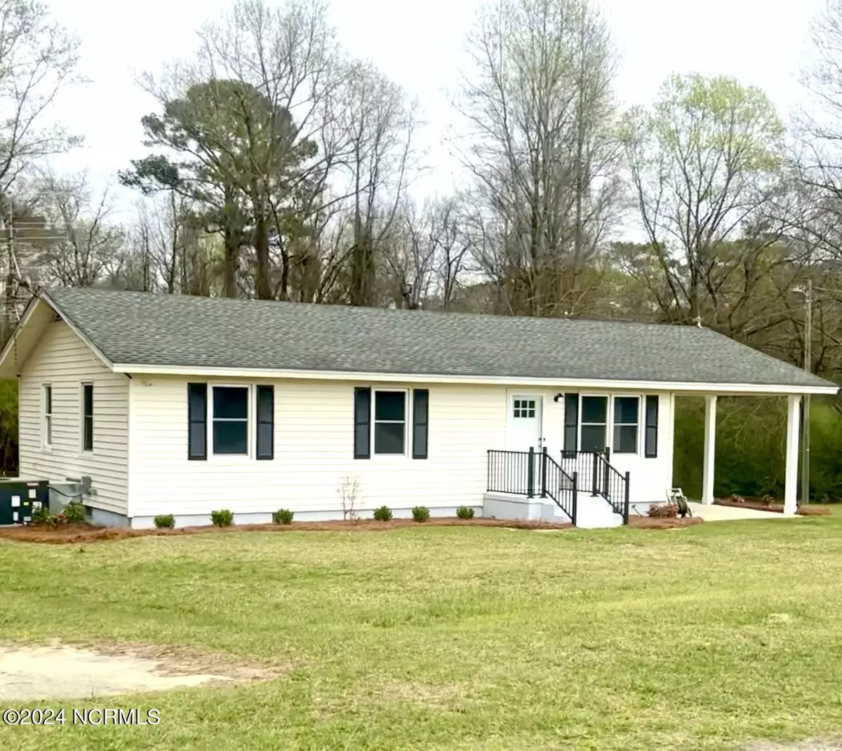 Rose Hill, NC 28458,130 Yellow Cut RD