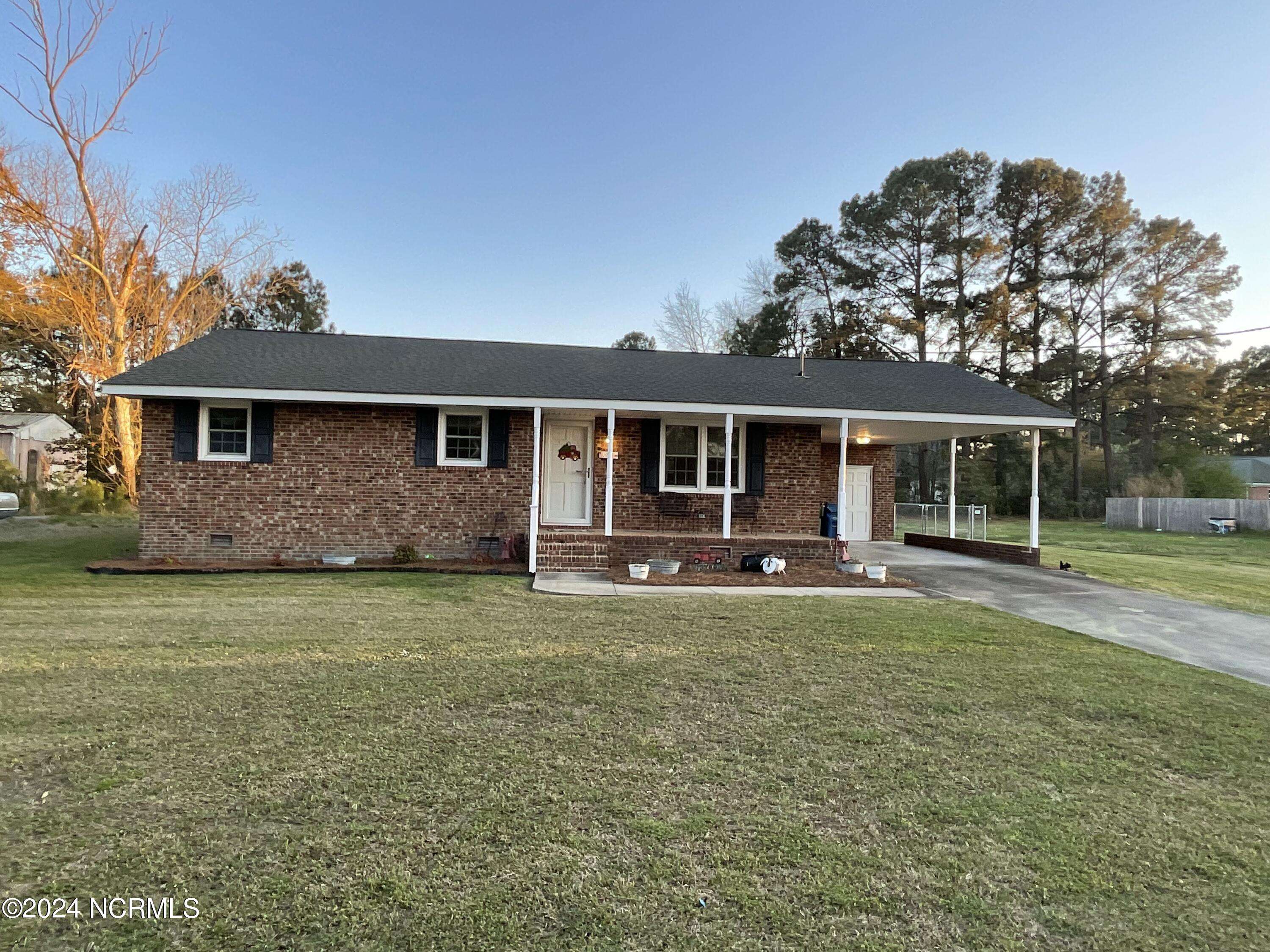 394 Main ST,  Winterville,  NC 28590
