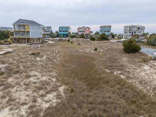 Holden Beach, NC 28462,1334 Ocean BLVD W