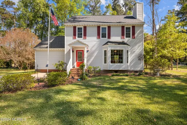 2110 Horse Shoe BND, Trent Woods, NC 28562