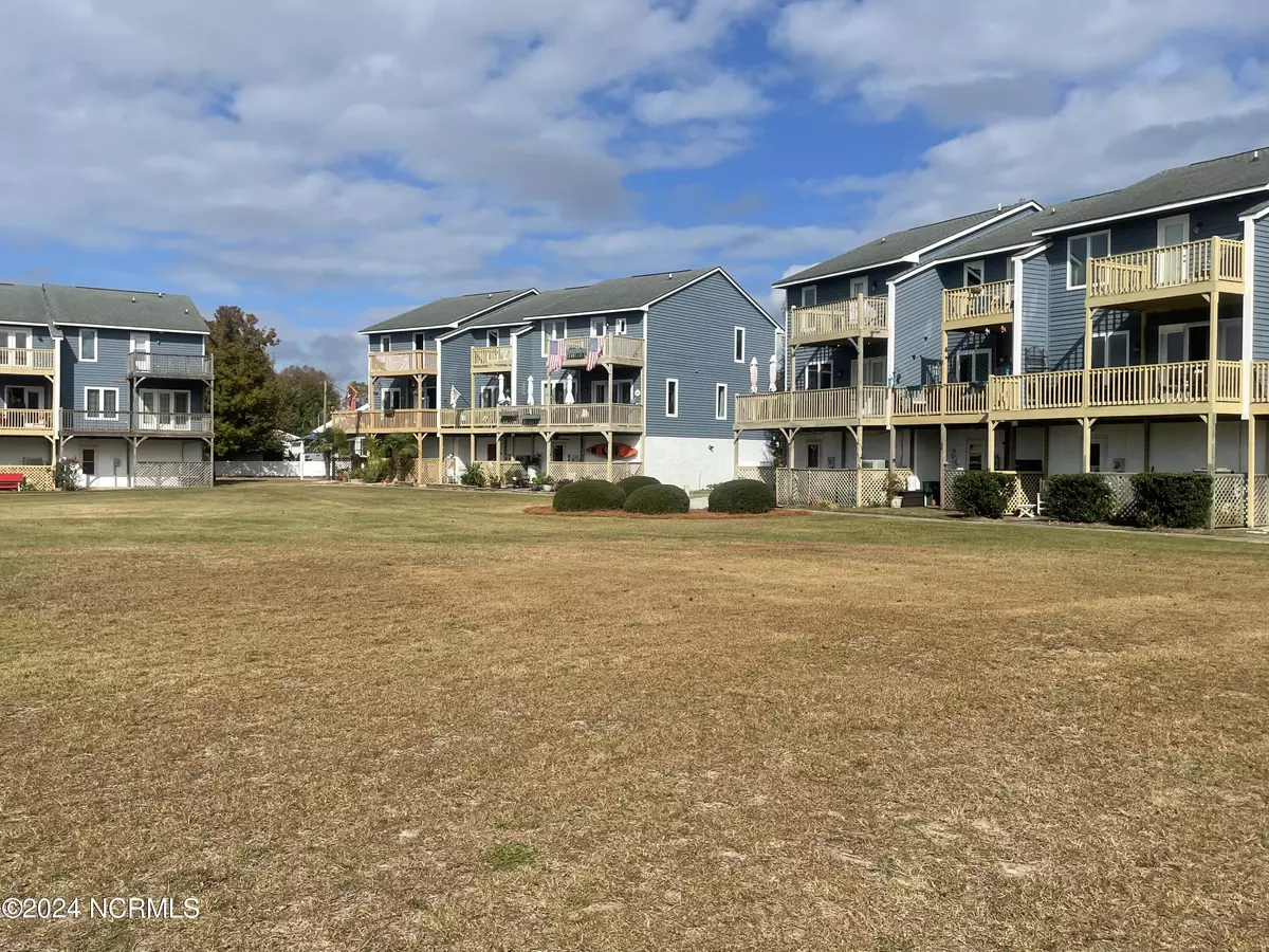 Bridgeton, NC 28519,15 Eastern Shore Townhouses