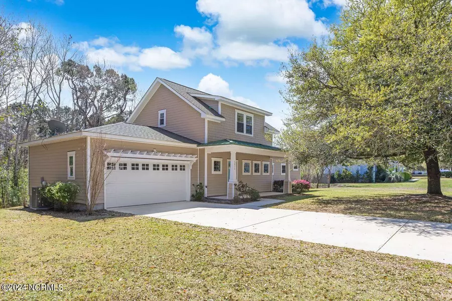 5975 Gray Squirrel PATH, Southport, NC 28461