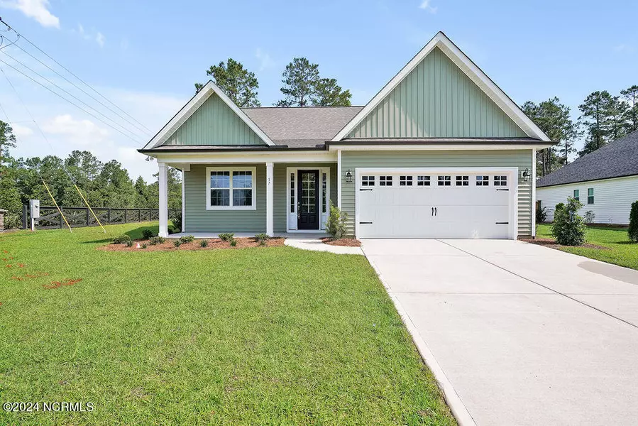 17 Saratoga WAY, Rocky Point, NC 28457