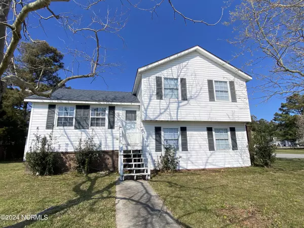 Beaufort, NC 28516,134 Charles ST