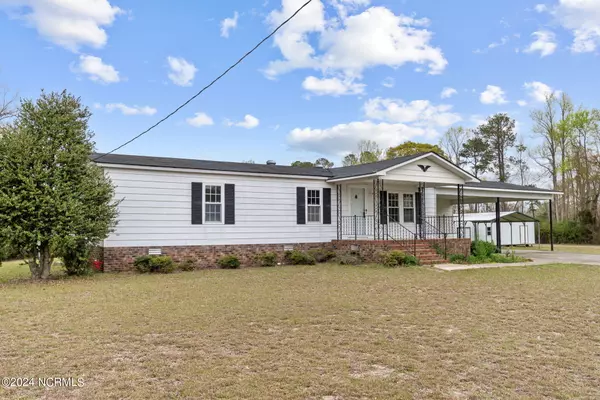 Vanceboro, NC 28586,180 Winn CIR