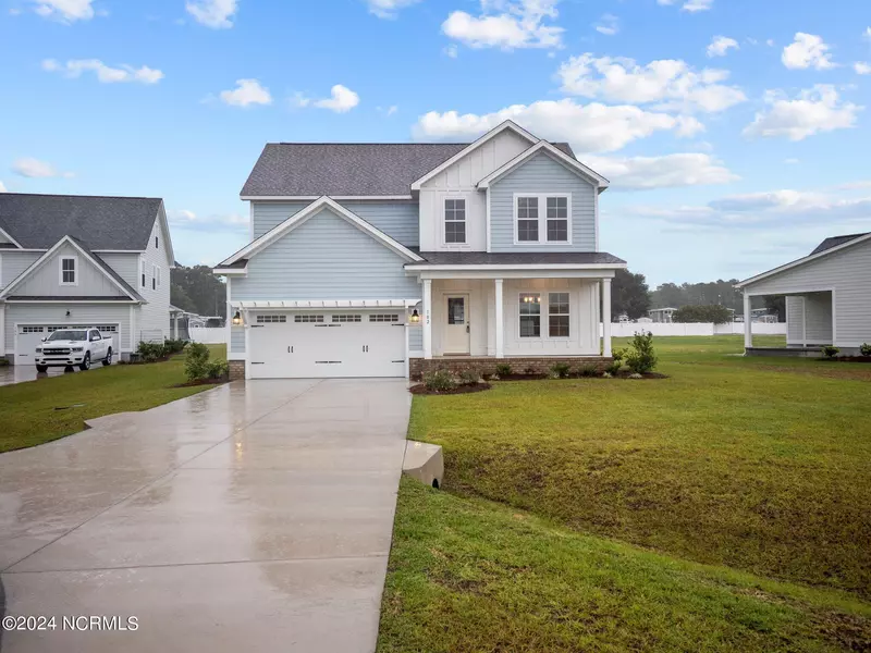 102 Firefly CIR, Cedar Point, NC 28584