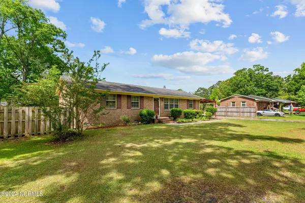 New Bern, NC 28562,1409 Blue Jay CT