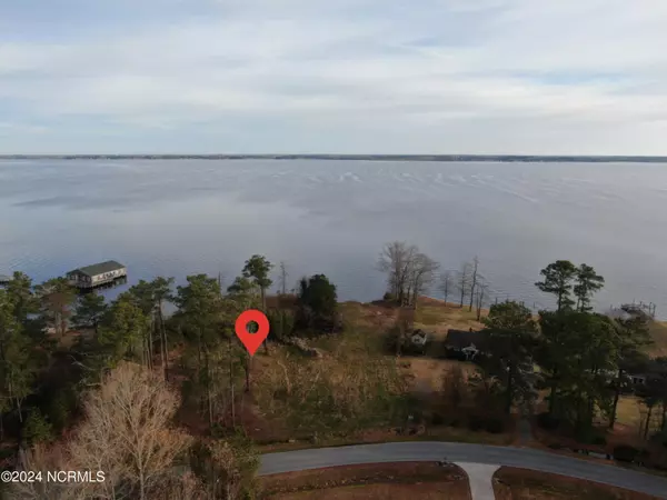 Elizabeth City, NC 27909,220 Small DR