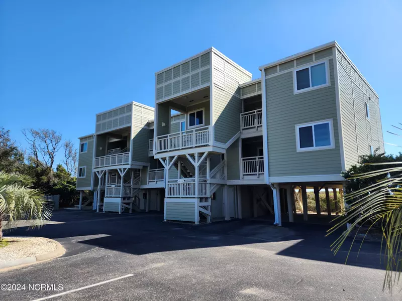 1000 Caswell Beach RD #105, Oak Island, NC 28465