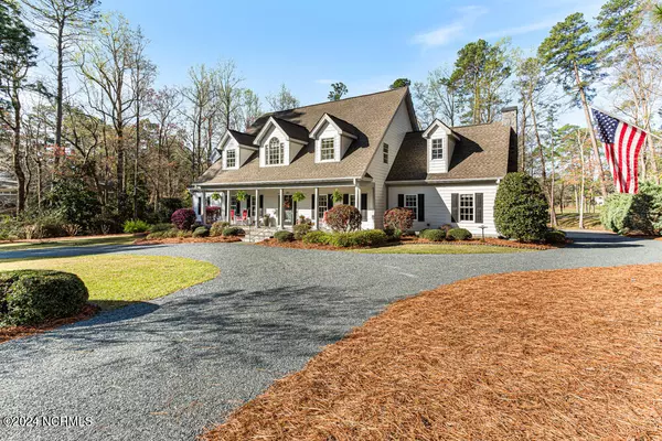 140 Hearthstone RD, Pinehurst, NC 28374