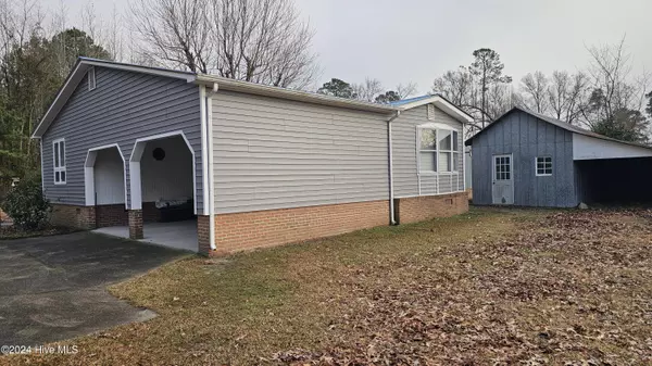 Clinton, NC 28328,81 Gravel LN