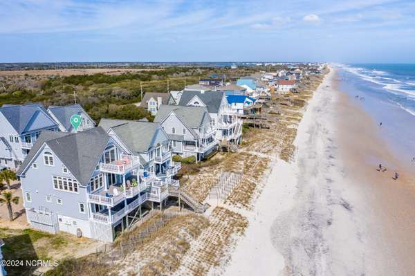 North Topsail Beach, NC 28460,4356 Island DR