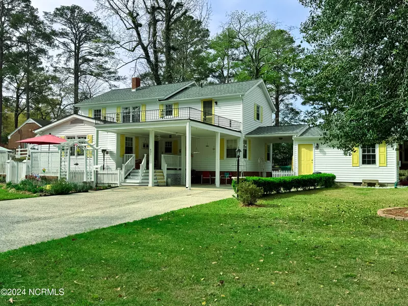 601 N Biggs ST, Williamston, NC 27892