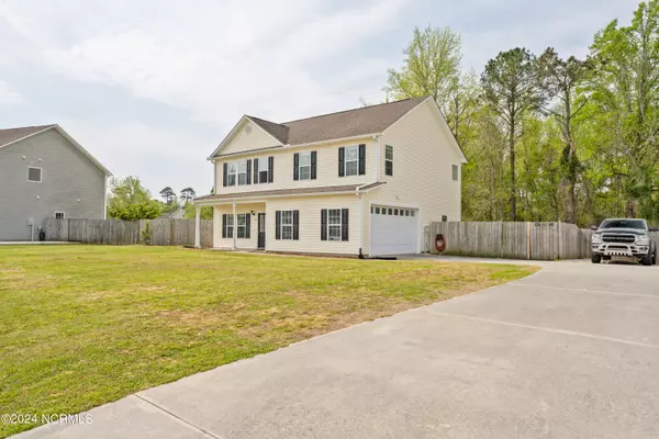 Hubert, NC 28539,107 Lewis Humphrey LN