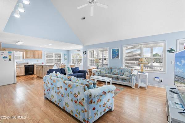 Ocean Isle Beach, NC 28469,60 Private Drive