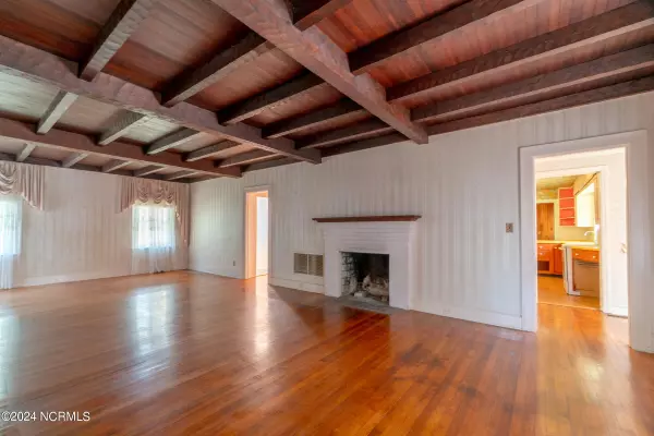 Southern Pines, NC 28387,160 S Bethesda RD