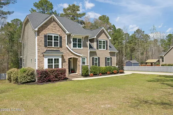 Whispering Pines, NC 28327,211 Dresden LN