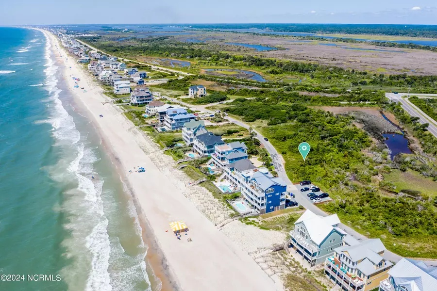 121 Oceanview LN, North Topsail Beach, NC 28460