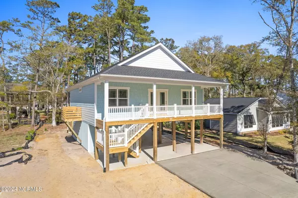 Oak Island, NC 28465,131 NW 18th ST