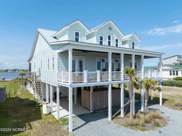 North Topsail Beach, NC 28460,1753 New River Inlet RD