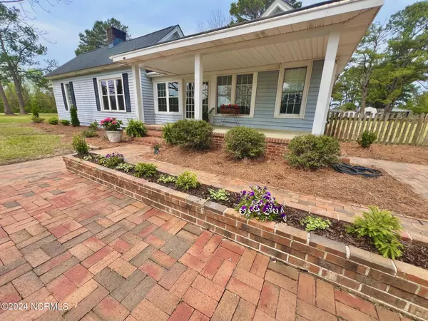 Hookerton, NC 28538,33 Franklin Jones RD