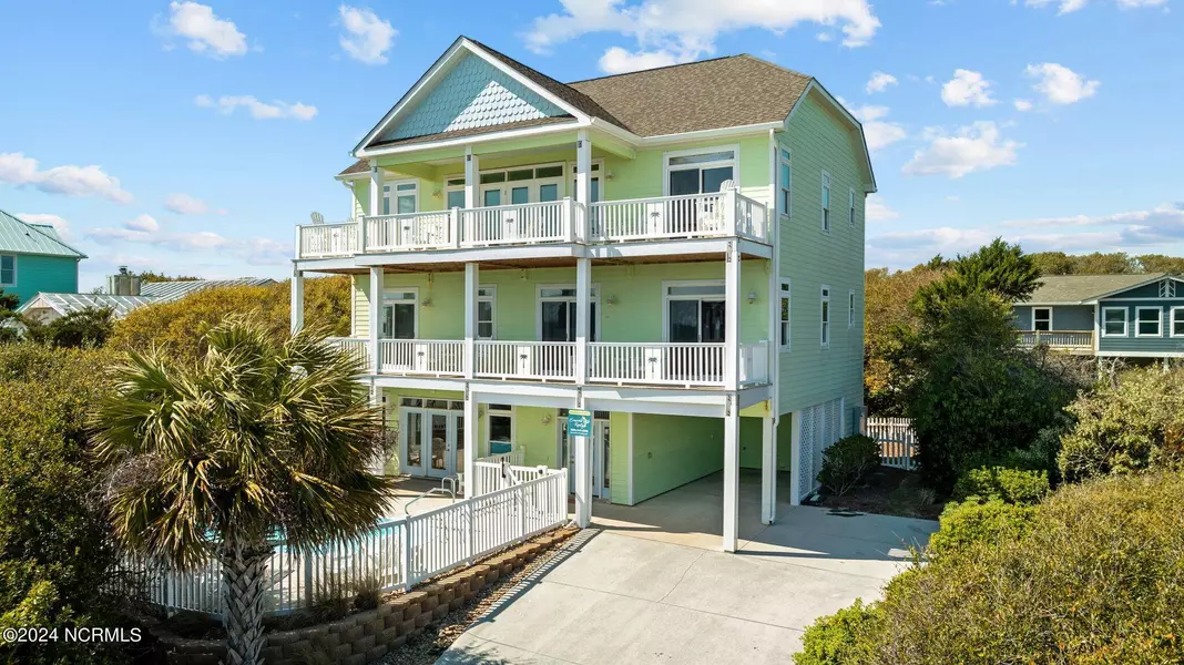 7404 Ocean DR, Emerald Isle, NC 28594