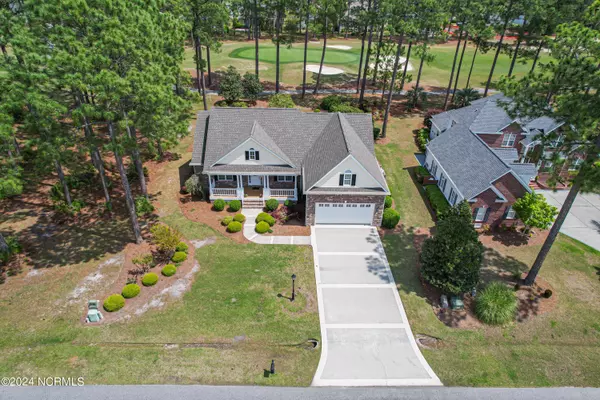 588 Stanton Hall DR NW, Calabash, NC 28467