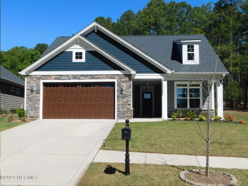 141 Keowee CIR, Aberdeen, NC 28315