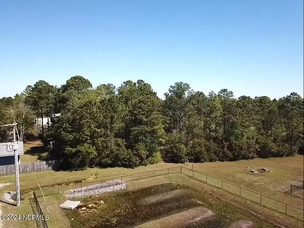 Sneads Ferry, NC 28460,116 Dunn RD