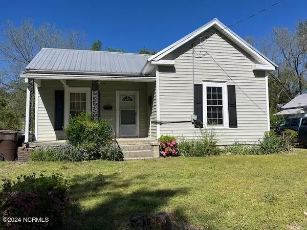 304 W 1st ST, Tarboro, NC 27886